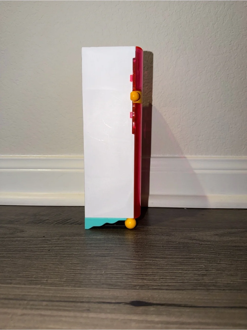L.O.L. Surprise! OMG House Playset Refrigerator